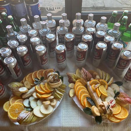 Приватна Садиба Дикий Мед Ploskoye エクステリア 写真